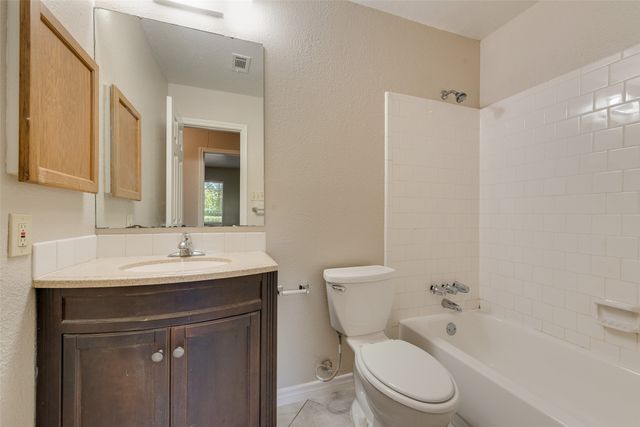 208 E Denton Drive, Euless, TX 76039