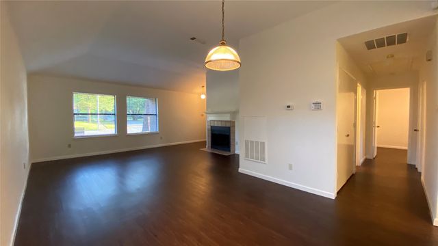 208 E Denton Drive, Euless, TX 76039