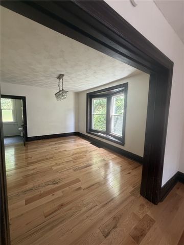 325 N Balph Ave, Ross Twp, PA 15202