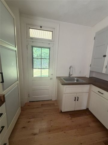 325 N Balph Ave, Ross Twp, PA 15202