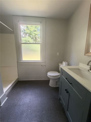 325 N Balph Ave, Ross Twp, PA 15202