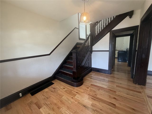 325 N Balph Ave, Ross Twp, PA 15202
