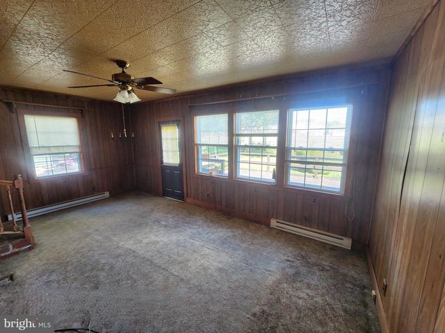 108 WASHINGTON AVE, Bridgeville, DE 19933