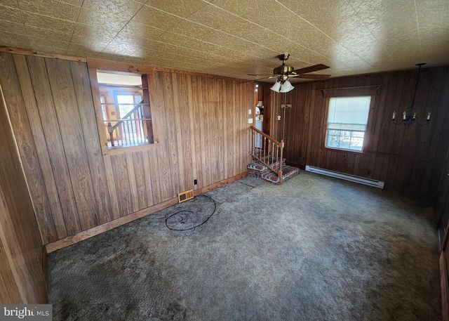 108 WASHINGTON AVE, Bridgeville, DE 19933