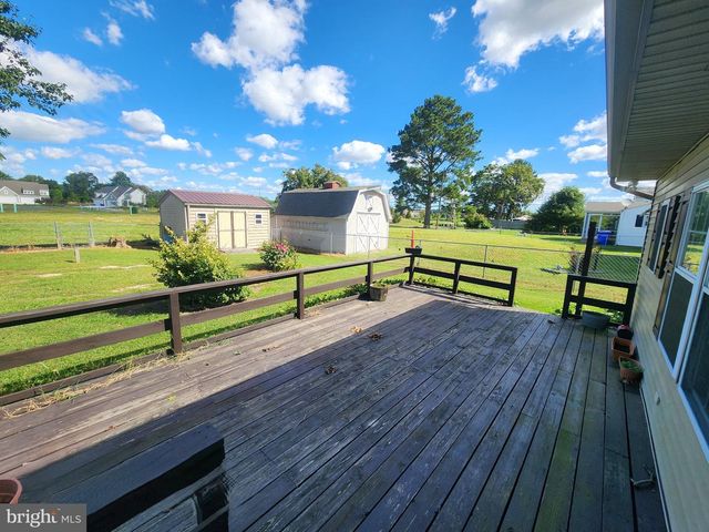 108 WASHINGTON AVE, Bridgeville, DE 19933