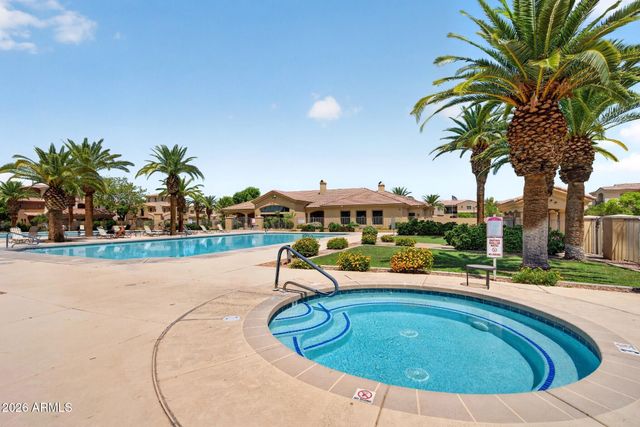 1367 S COUNTRY CLUB Drive 1056, Mesa, AZ 85210