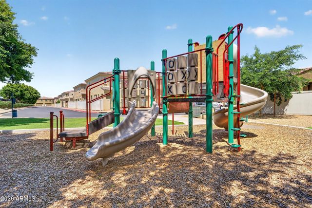 1367 S COUNTRY CLUB Drive 1056, Mesa, AZ 85210