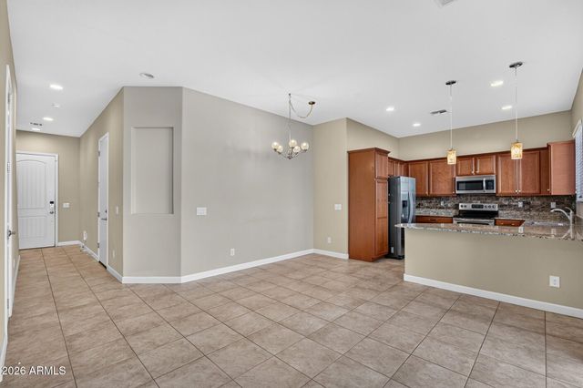 1367 S COUNTRY CLUB Drive 1056, Mesa, AZ 85210