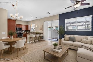 1367 S COUNTRY CLUB Drive 1056, Mesa, AZ 85210