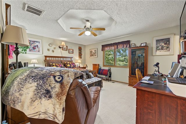 1 McKenzie Drive, Bella Vista, AR 72715