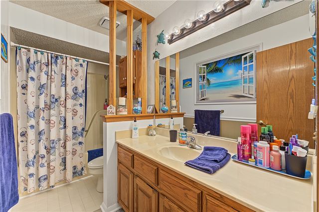 1 McKenzie Drive, Bella Vista, AR 72715