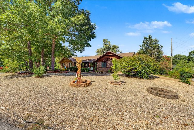 1 McKenzie Drive, Bella Vista, AR 72715