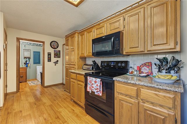 1 McKenzie Drive, Bella Vista, AR 72715