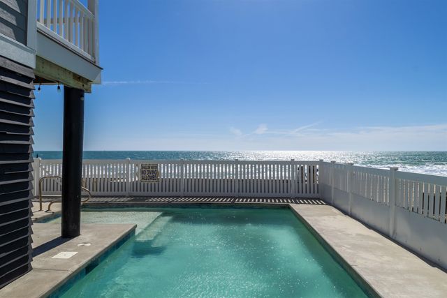 2045 S Waccamaw Dr., Murrells Inlet, SC 29576
