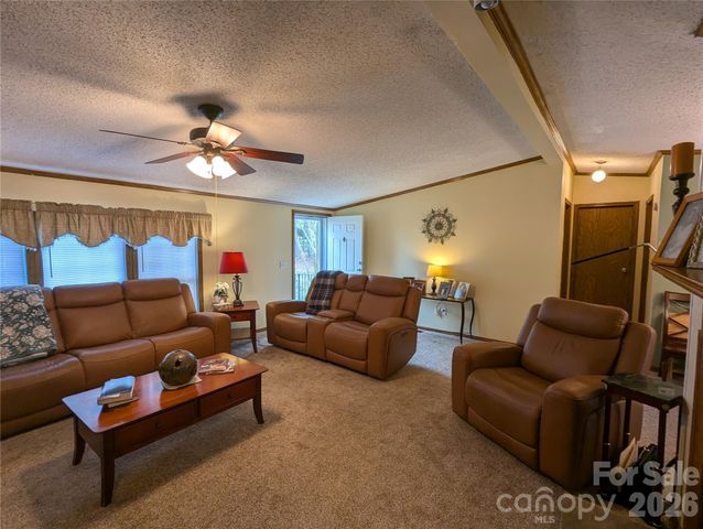 6846 Potter Road, Matthews, NC 28104