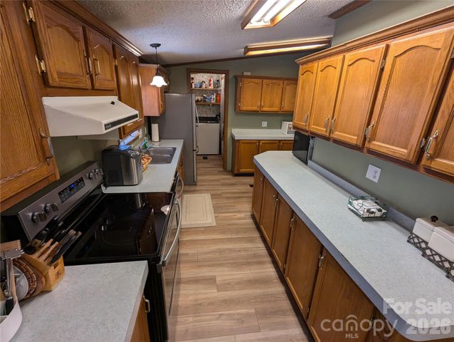 6846 Potter Road, Matthews, NC 28104