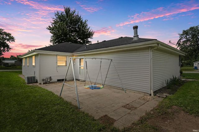 11405 Edgewater Avenue, Hoagland, IN 46745