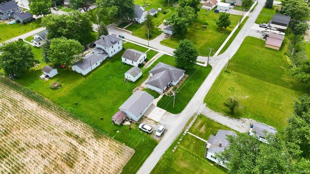 11405 Edgewater Avenue, Hoagland, IN 46745