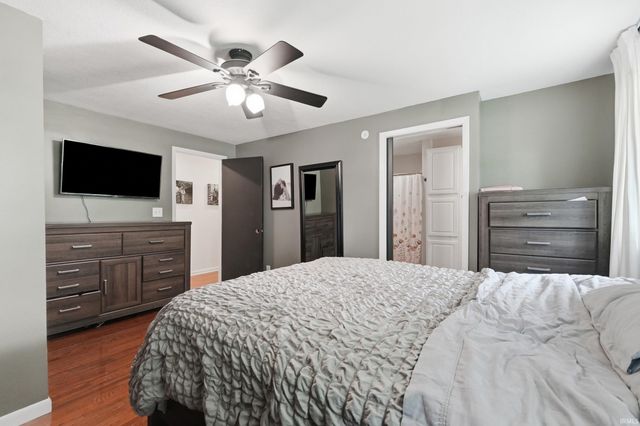 11405 Edgewater Avenue, Hoagland, IN 46745