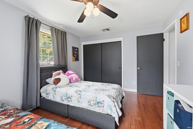 11405 Edgewater Avenue, Hoagland, IN 46745