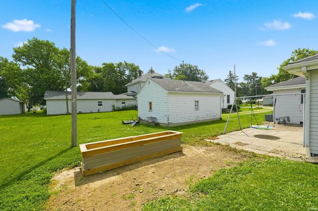 11405 Edgewater Avenue, Hoagland, IN 46745
