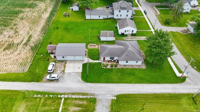 11405 Edgewater Avenue, Hoagland, IN 46745