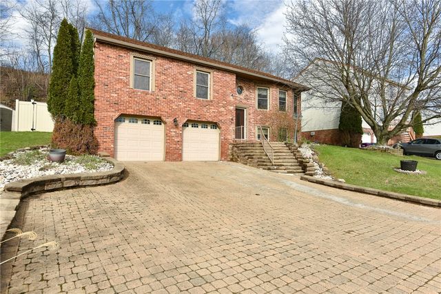547 Cresthaven Dr, Plum Boro, PA 15239