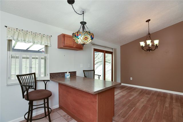 547 Cresthaven Dr, Plum Boro, PA 15239