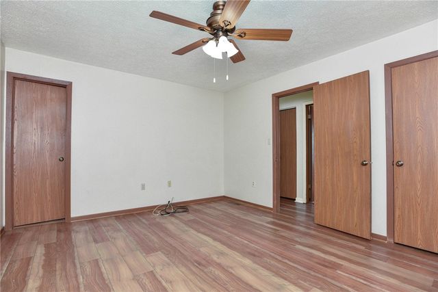 547 Cresthaven Dr, Plum Boro, PA 15239