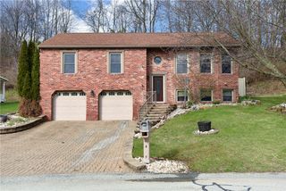 547 Cresthaven Dr, Plum Boro, PA 15239