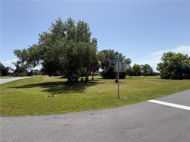 16842 Acapulco RD, Punta Gorda, FL 33955