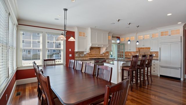 435 Main Street, Amesbury, MA 01913
