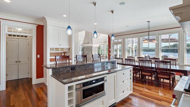 435 Main Street, Amesbury, MA 01913