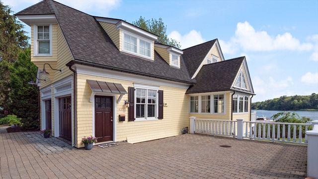 435 Main Street, Amesbury, MA 01913