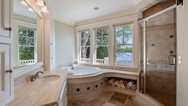 435 Main Street, Amesbury, MA 01913