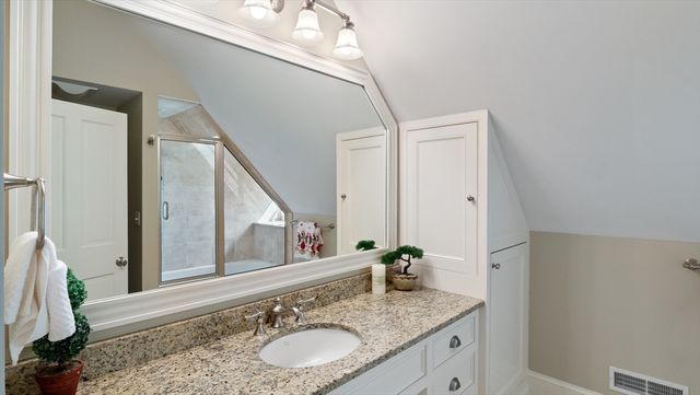 435 Main Street, Amesbury, MA 01913