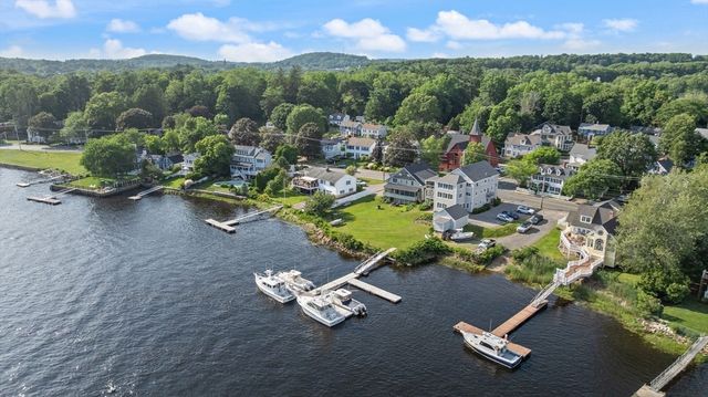 435 Main Street, Amesbury, MA 01913