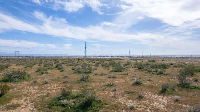 0 Brucite RD 25, Victorville, CA 92394