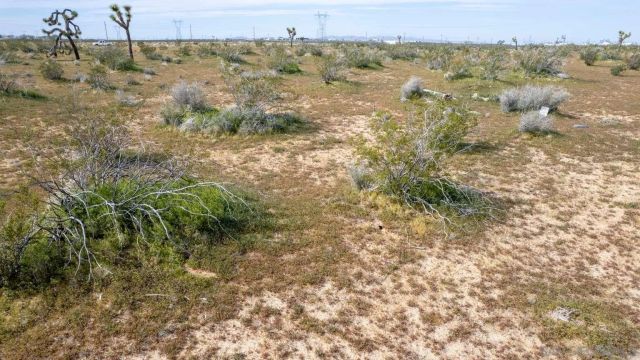 0 Brucite RD 25, Victorville, CA 92394