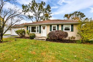 7483 Heinrich Road, Boston, NY 14075