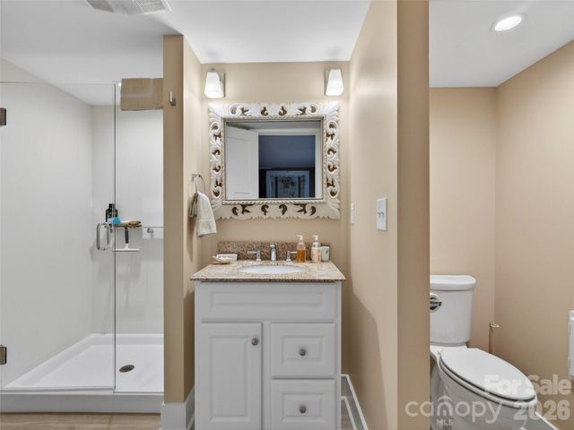 52 Melody Lane, Saluda, NC 28773
