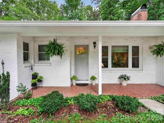 52 Melody Lane, Saluda, NC 28773
