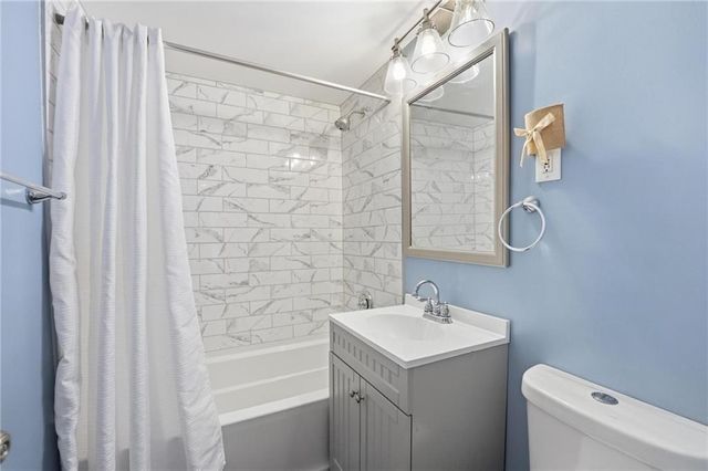 4514 W 72nd Street, Prairie Village, KS 66208