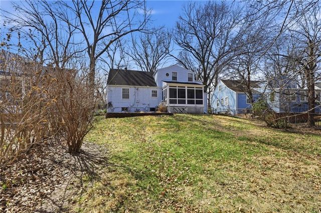 4514 W 72nd Street, Prairie Village, KS 66208