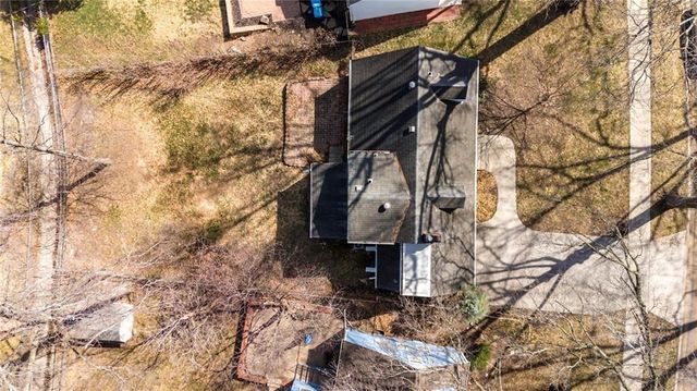 4514 W 72nd Street, Prairie Village, KS 66208