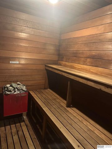 6819 Northridge Road, Lincoln, NE 68516