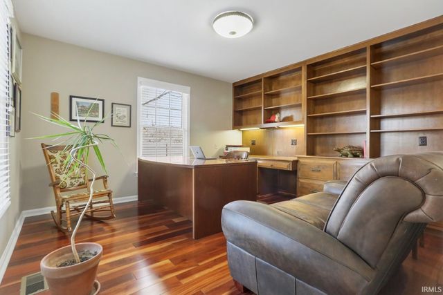 7850 Brookshire Court, Evansville, IN 47715