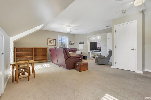 7850 Brookshire Court, Evansville, IN 47715