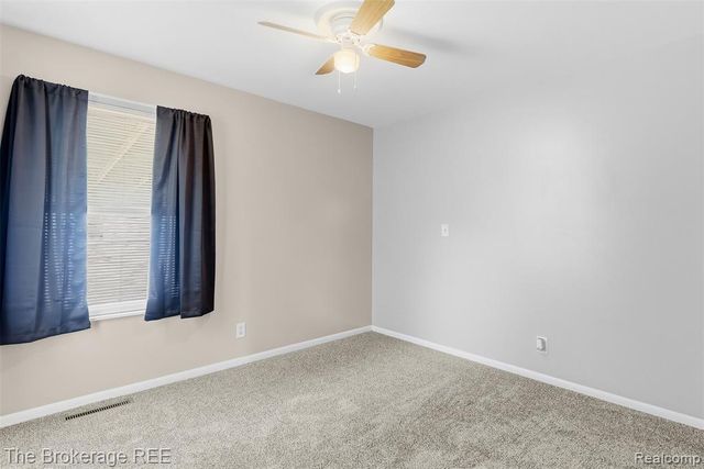 6509 Silver Lake Road, Linden, MI 48451
