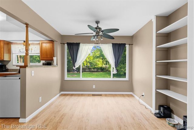 6509 Silver Lake Road, Linden, MI 48451
